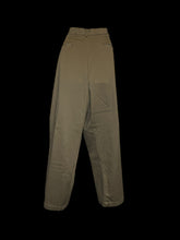 Load image into Gallery viewer, 2X Taupe pants w/ belt loops, pockets, &amp; zipper/button closure
