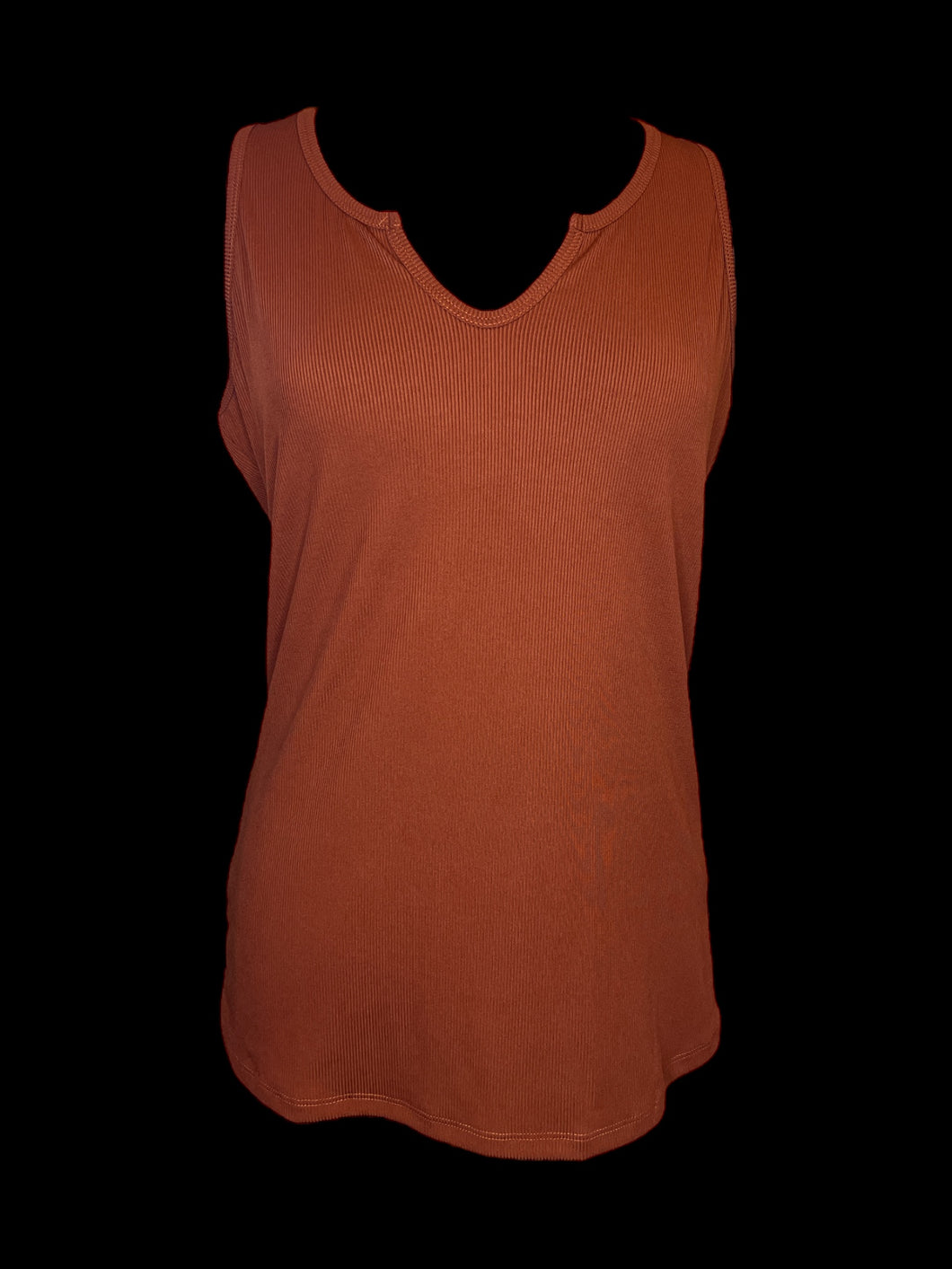 L Burnt orange sleeveless notch neckline rib knit top