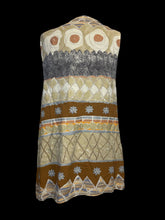 Load image into Gallery viewer, 0X Vintage earth tone open front vest w/ solar, mountain, &amp; geometric pattern, &amp; side slits
