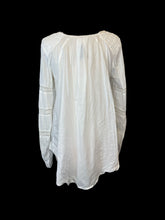 Load image into Gallery viewer, 0X White long balloon sleeve scoop neck hi-lo top w/ beading detail, lace cutouts, &amp; button cuffs
