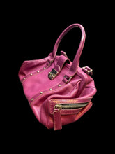 Load image into Gallery viewer, Fuchsia leather doctor-style bag w/ silver-like hardware, &amp; latching clasp
