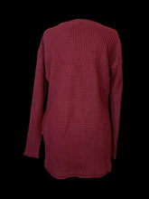 Load image into Gallery viewer, 2X Maroon waffle knit hi-lo sweater w/ side slit, &amp; rolled hem &amp; neckline
