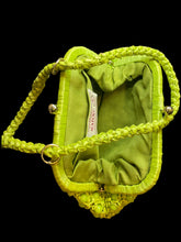 Load image into Gallery viewer, Vintage 50s green kiss lock handbag w/ beading details, &amp; silver-like hardware
