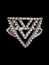 Load image into Gallery viewer, 7.5 sliver-like triangular ring w/ cutout details, &amp; beaded texture
