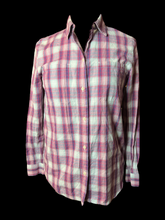 Load image into Gallery viewer, M Pink, blue, grey, &amp; white plaid button down w/ 2 front pockets, &amp; buttoned cuffs

