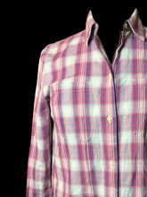 Load image into Gallery viewer, M Pink, blue, grey, &amp; white plaid button down w/ 2 front pockets, &amp; buttoned cuffs
