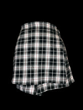 Load image into Gallery viewer, M Black, white, &amp; red plaid skort w/ buckle wrap, &amp; clasp/zipper closure
