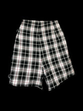 Load image into Gallery viewer, M Black, white, &amp; red plaid skort w/ buckle wrap, &amp; clasp/zipper closure

