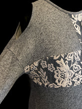 Load image into Gallery viewer, 1X Heather grey cotton-blend cold shoulder knit top w/ mesh &amp; faux cross stitch floral cross design
