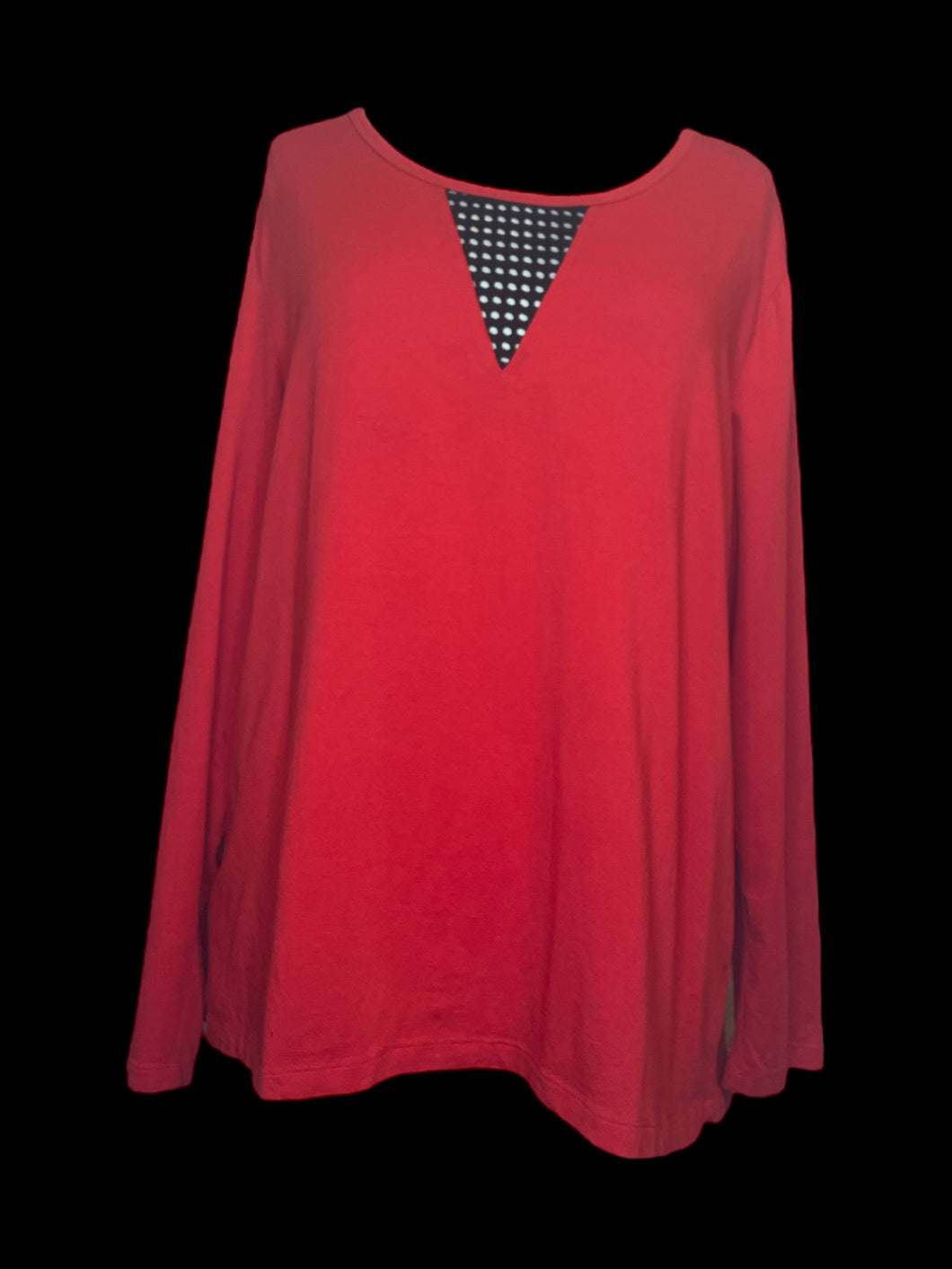 4X Red long sleeve top w/ triangle black mesh front & back