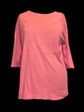 Load image into Gallery viewer, 2X Pink 3/4 sleeve drop shoulder cotton-blend top w/ floral embroidery
